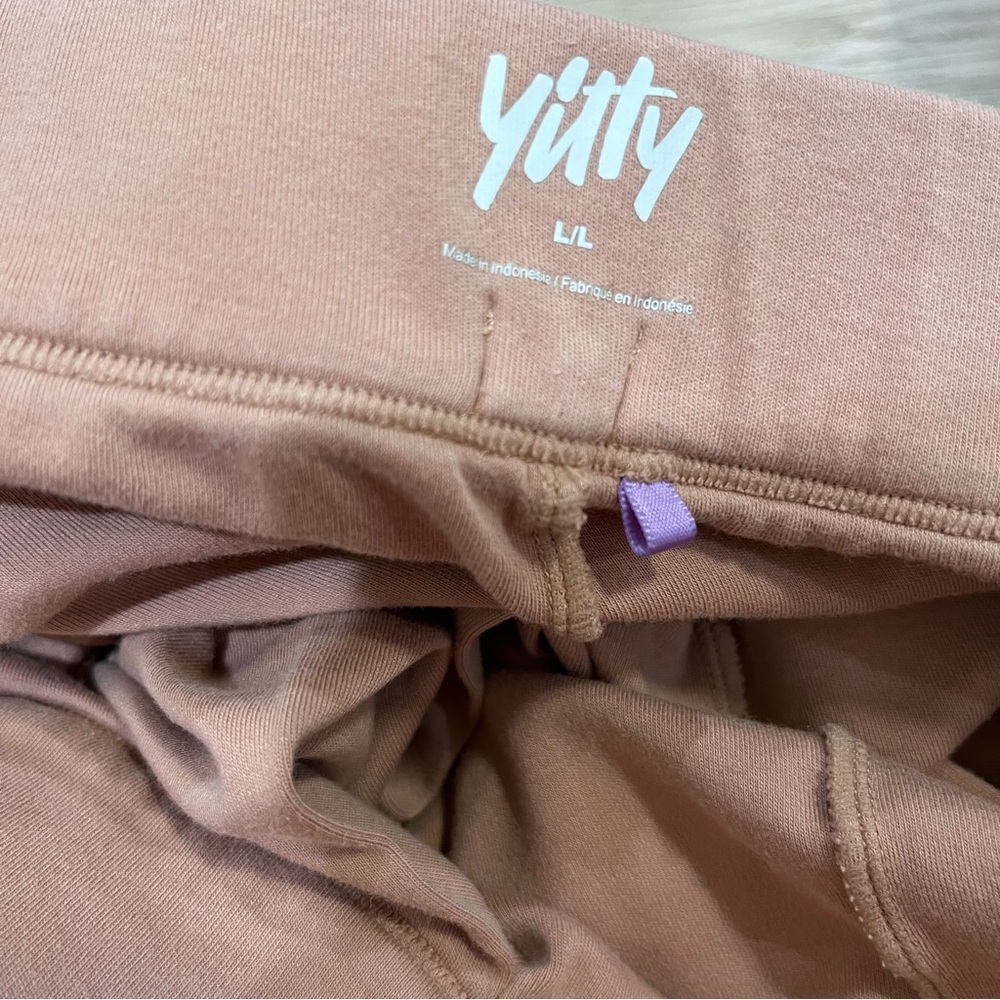 Yitty Pants - Picture 3 of 3